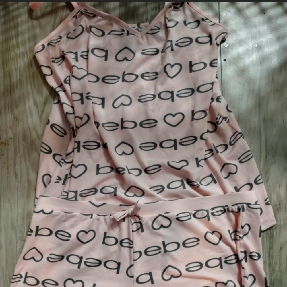 BEBE Pajama Set 2 pieces,shorts and spaghetti top in like new condition